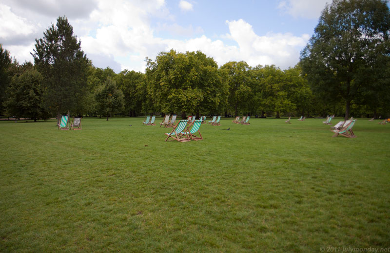 Loungers at Green Park, London
