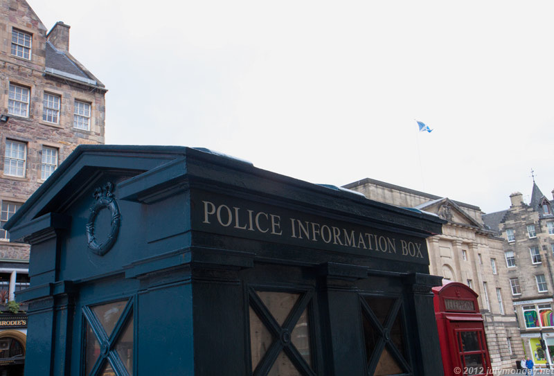 Police information box @ Royal Mile, Edinburgh
